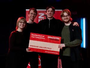 TJ’s Pretty People ©Forwardmoon