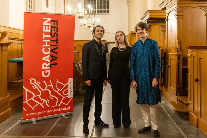 Genomineerden GrachtenfestivalPrijs 2025. Van links naar rechts: Eduard Preda, Hadewych van Gent en Arjan Linker. Foto: Rob van Dam
